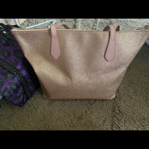 Kate Spade Tote - Picture 2 of 6